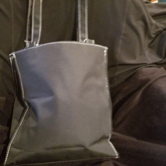 Walt Disney Minnie Mouse Beaded Skirt Tote Bag Accessory - Picture 6 of 11